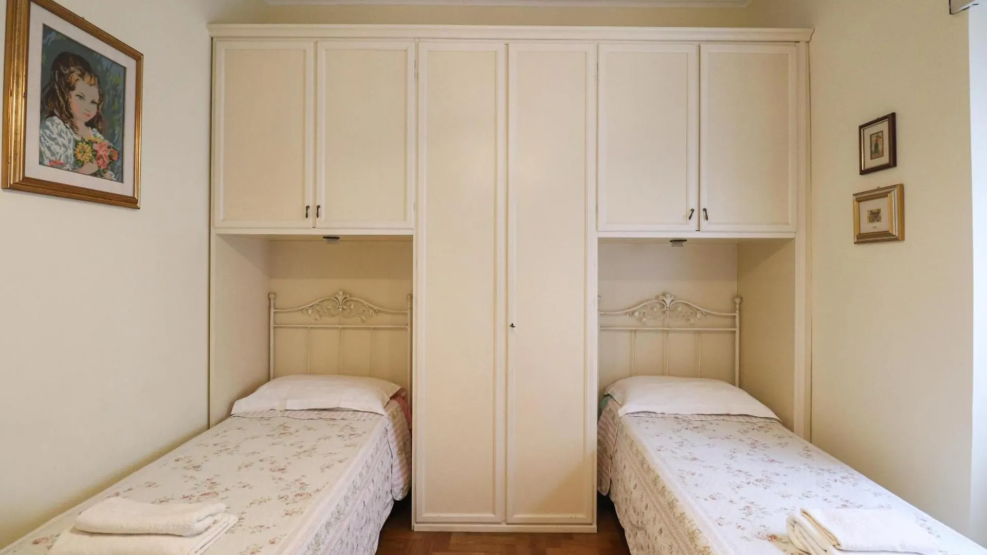 Apartment Elegante E Luminoso Appartamento - 2Min Metro Rome