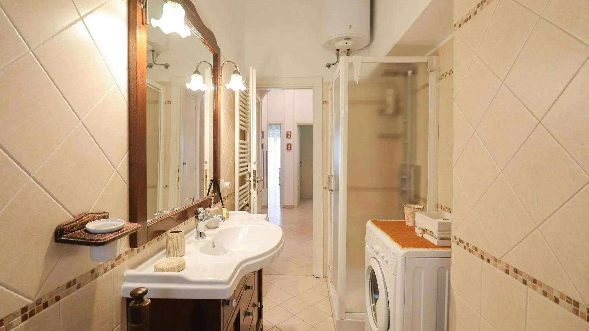 Apartment Elegante E Luminoso Appartamento - 2Min Metro Rome