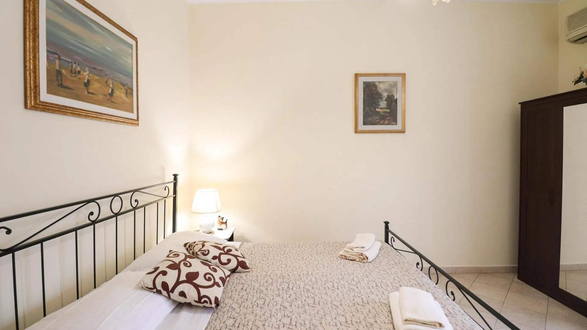 3 Bedroom Elegant Apt For 6 - Metro 2Min & Wifi Ρώμη